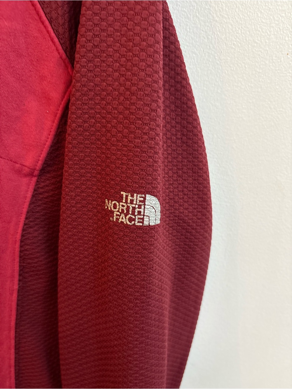 The North Face Women's Wine and Burgundy Half-Zip Pullover xlarge - Picture 2 of 9